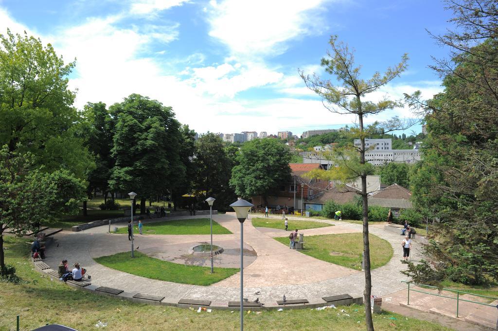 Apartment Daca Stan Belgrado Buitenkant foto